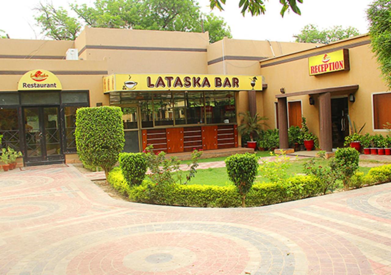 La-Taska Motel Bahawalpur Exterior photo